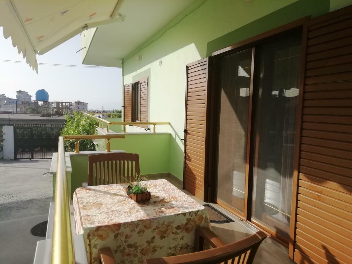 Jonny Guesthouse 사밀 외부 사진