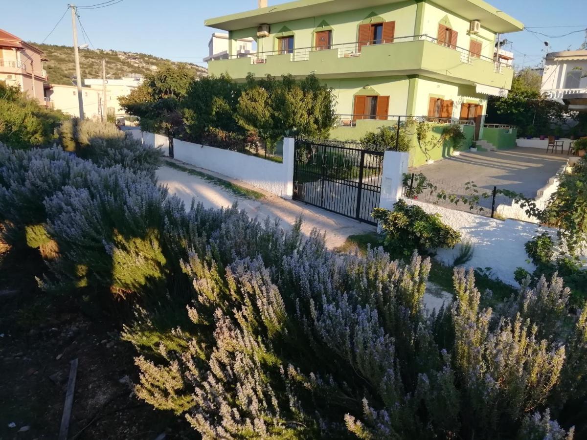 Jonny Guesthouse 사밀 외부 사진